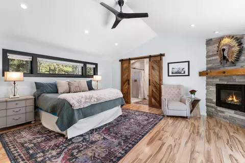Bedroom - 55670 Big River Dr, Bend, OR 97707 photo 10 of 14