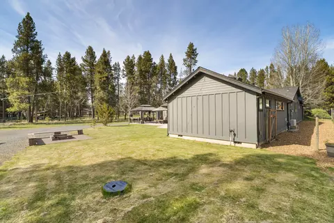 Exterior - 55670 Big River Dr, Bend, OR 97707 photo 12 of 15