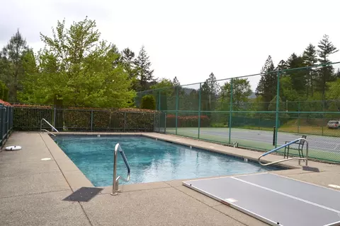 233 Red Cedar Ln, Cave Junction, OR 97523 photo 6