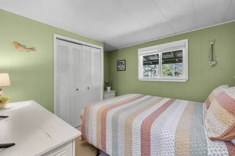 Bedroom - 15003 River Loop Dr E, Bend, OR 97707 photo 1 of 4