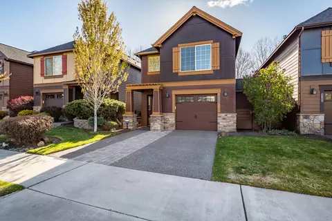 Exterior - 63137 Britta St, Bend, OR 97703 photo 2 of 11