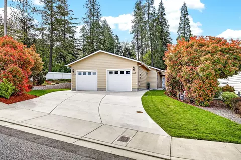 3001 University Rd #A & B, Grants Pass, OR 97527