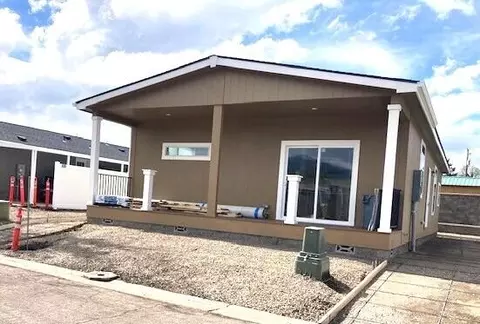 4601 S Pacific Hwy #2, Phoenix, OR 97535