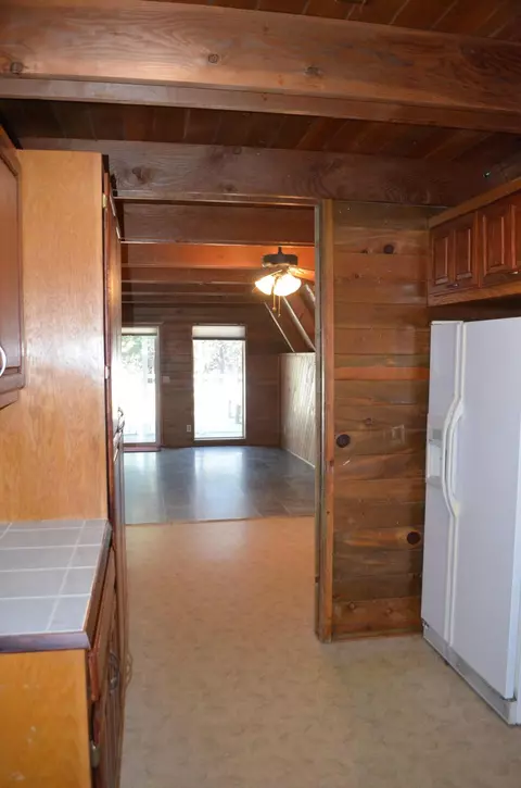 Kitchen - 132 Ozmar Ln, Crescent, OR 97733 photo 1 of 4