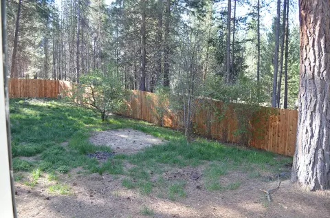 Exterior - 132 Ozmar Ln, Crescent, OR 97733 photo 6 of 11