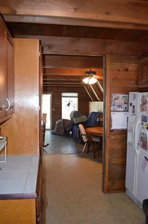 Kitchen - 132 Ozmar Ln, Crescent, OR 97733 photo 1 of 1