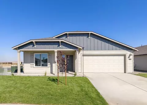 4098 SW Pumice Ave #77, Redmond, OR 97756
