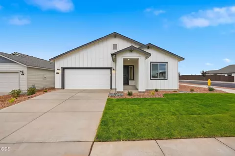 4098 SW Pumice Ave #77, Redmond, OR 97756