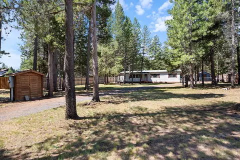 56203 Stellar Dr, Bend, OR 97707 photo 3