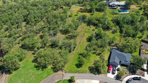 374 Avalon Ter, Eagle Point, OR 97524 photo 11