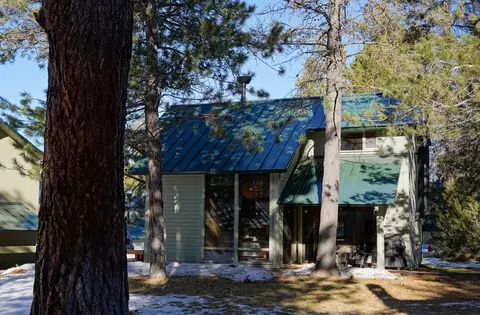 57569 Ranch Cabins Rd #1, Sunriver, OR 97707