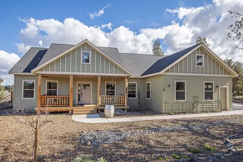 63170 Fremont Rd, Bend, OR 97701