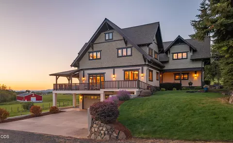 5293 Highway 66, Ashland, OR 97520
