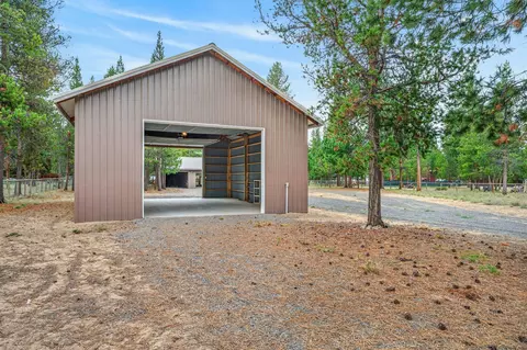 52628 Ammon Rd, La Pine, OR 97739 photo 12