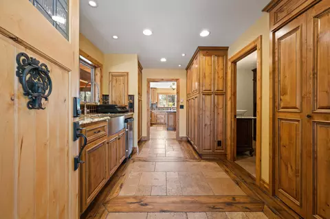 Entry Way - 60135 Stirling Dr, Bend, OR 97702 photo 1 of 2