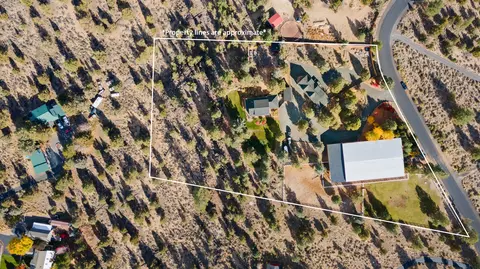 View/Area - 60135 Stirling Dr, Bend, OR 97702 photo 3 of 6