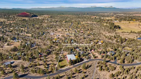 View/Area - 60135 Stirling Dr, Bend, OR 97702 photo 2 of 6