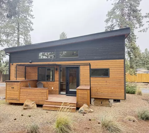 61304 SE Wizard Ln #1, Bend, OR 97702