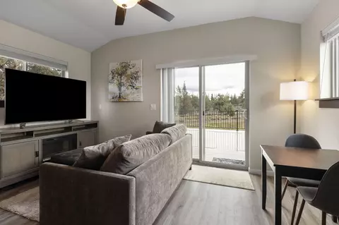 Living - 24442 Dodds Rd, Bend, OR 97701 photo 3 of 3