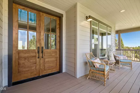 Exterior - 24442 Dodds Rd, Bend, OR 97701 photo 3 of 10