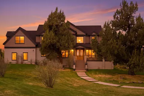 Exterior - 24442 Dodds Rd, Bend, OR 97701 photo 7 of 9