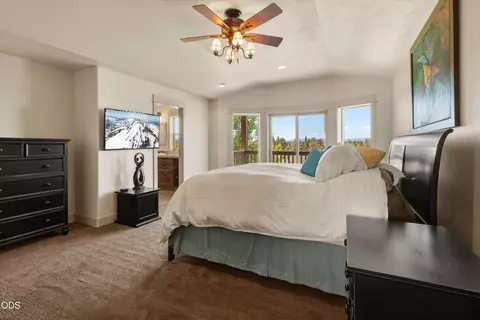 Bedroom - 24442 Dodds Rd, Bend, OR 97701 photo 1 of 6
