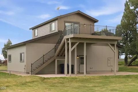 Exterior - 24442 Dodds Rd, Bend, OR 97701 photo 8 of 11