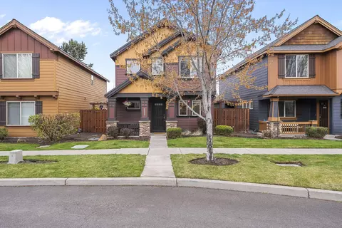 20483 Brentwood Ave, Bend, OR 97702