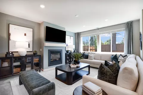 Living - 63202 NE Carly Ln, Bend, OR 97701 photo 2 of 2