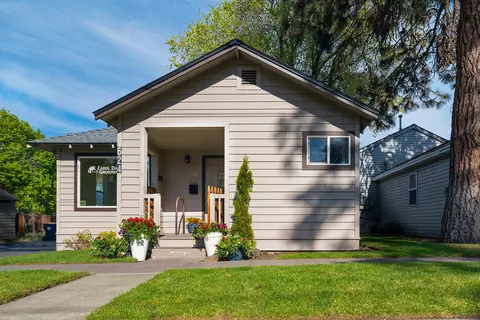 624 NW Hill St, Bend, OR 97703