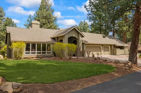 20468 Steamboat Ct, Bend, OR 97702