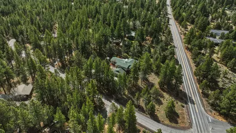 View/Area - 63375 Saddleback Dr, Bend, OR 97703 photo 5 of 19