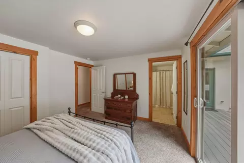 Bedroom - 63375 Saddleback Dr, Bend, OR 97703 photo 4 of 6