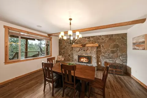 Dining - 63375 Saddleback Dr, Bend, OR 97703 photo 1 of 4