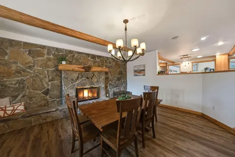 Dining - 63375 Saddleback Dr, Bend, OR 97703 photo 2 of 4