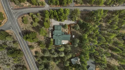 View/Area - 63375 Saddleback Dr, Bend, OR 97703 photo 17 of 19