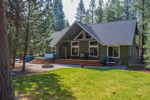 Exterior - 14234 Whitewater Loop, La Pine, OR 97739 photo 10 of 11