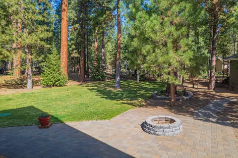 Exterior - 14234 Whitewater Loop, La Pine, OR 97739 photo 6 of 11