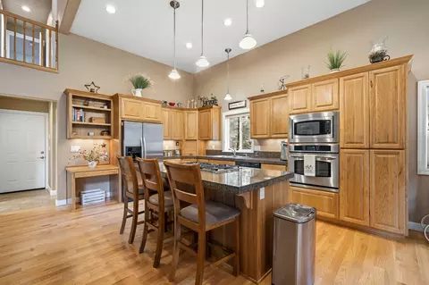 Kitchen - 14234 Whitewater Loop, La Pine, OR 97739 photo 4 of 4