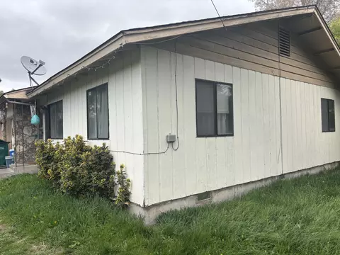 1641 Ivory St, Klamath Falls, OR 97603