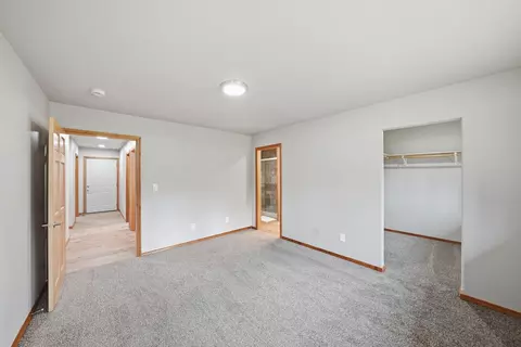 Bedroom - 15905 Pine Ln, La Pine, OR 97739 photo 2 of 6