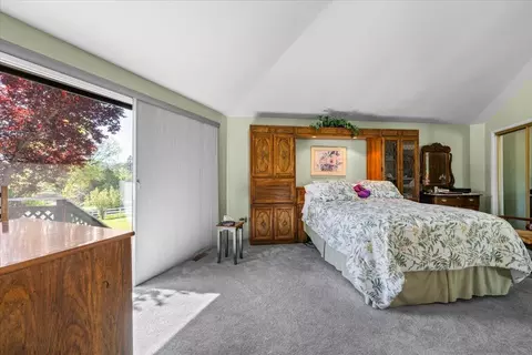 Bedroom - 2340 Hillside Dr, Central Point, OR 97502 photo 1 of 3