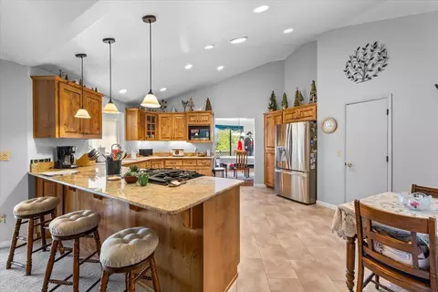 Kitchen - 2340 Hillside Dr, Central Point, OR 97502 photo 1 of 3