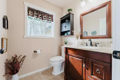 Bath - 51332 Preble Way, La Pine, OR 97739 photo 1 of 3