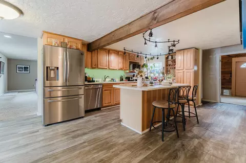 Kitchen - 51332 Preble Way, La Pine, OR 97739 photo 1 of 5