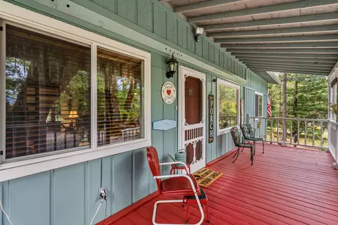 7771 Monument Dr, Grants Pass, OR 97526