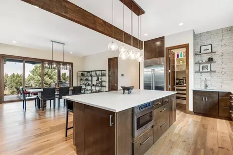 Kitchen - 20605 Lowe Ln, Bend, OR 97703 photo 6 of 7