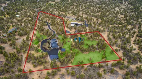 View/Area - 20605 Lowe Ln, Bend, OR 97703 photo 1 of 2
