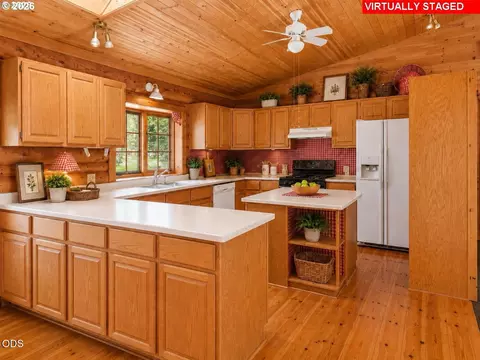 453 Glendon Rd, Kerby, OR 97531 photo 7