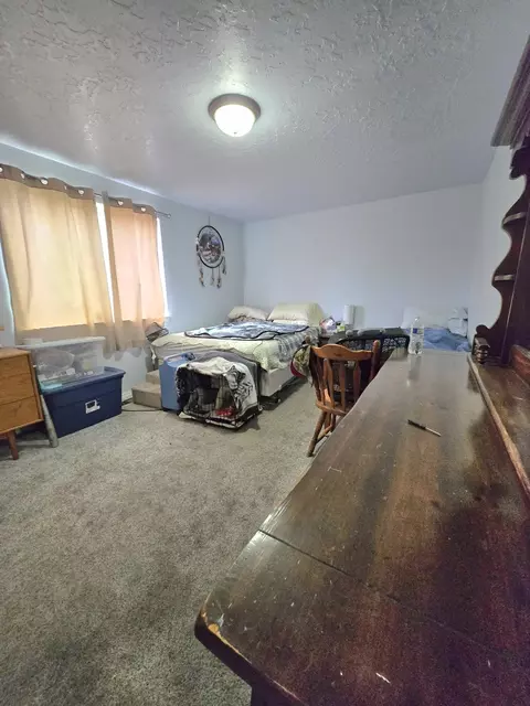 Bedroom - 16498 Cassidy Dr, La Pine, OR 97739 photo 1 of 2